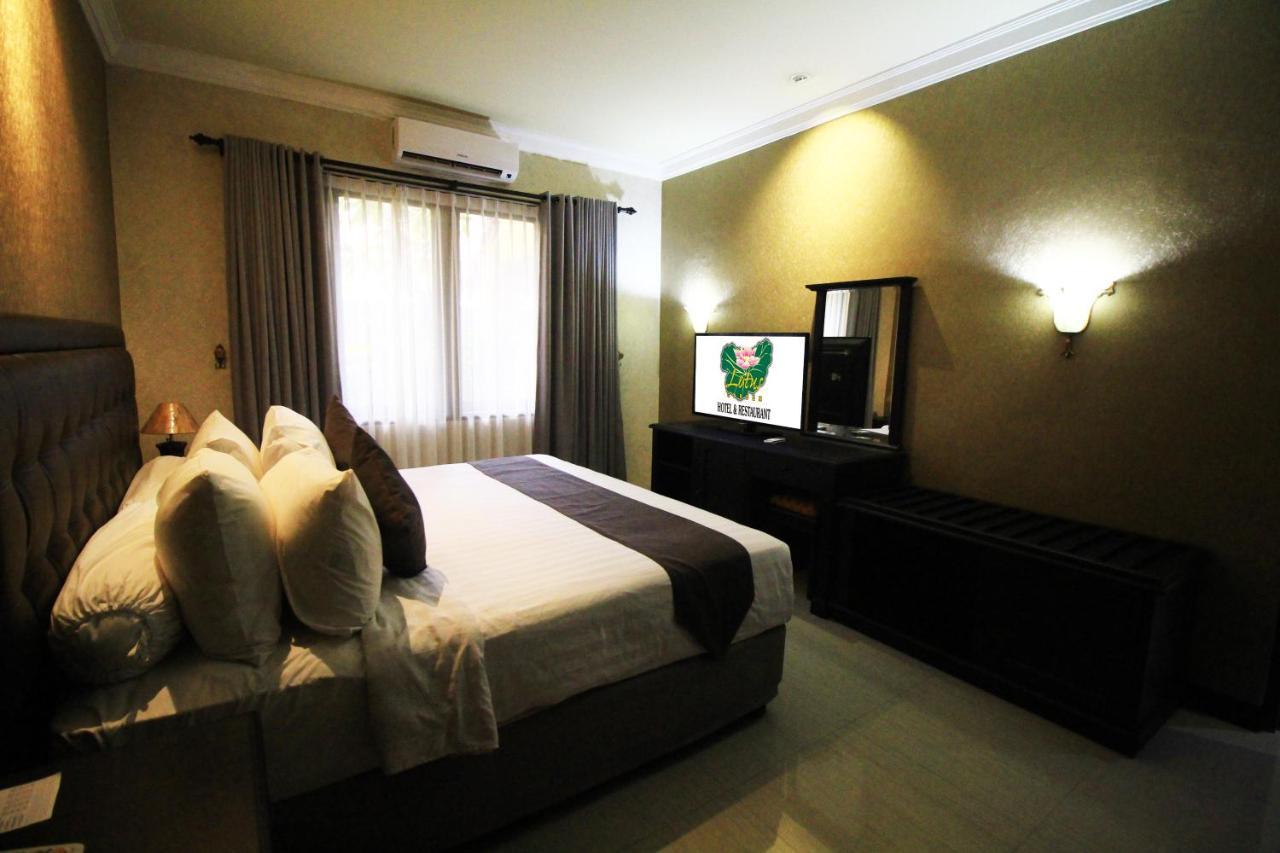 Lotus Garden Hotel Kediri  Kültér fotó